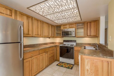 Condo in Largo, Florida, 2 bedrooms  № 1916337 - photo 6