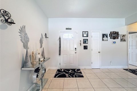 House in Kissimmee, Florida 4 bedrooms, 163.51 sq.m. № 1632379 - photo 5