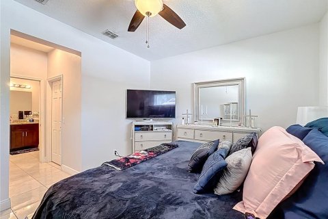 House in Kissimmee, Florida 4 bedrooms, 163.51 sq.m. № 1632379 - photo 30