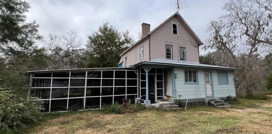 House in Williston, Florida 3 bedrooms, 172.43 sq.m. № 2142959