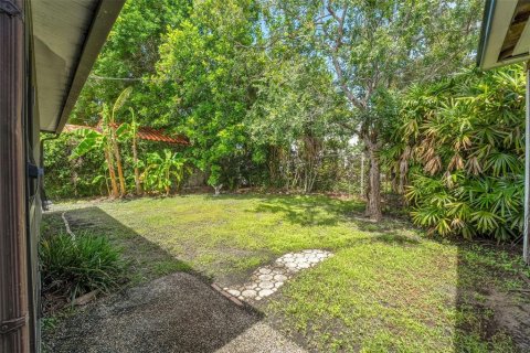 House in Tampa, Florida 3 bedrooms, 134.99 sq.m. № 1825047 - photo 4
