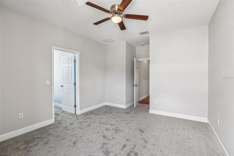 Touwnhouse à louer à Tampa, Floride: 3 chambres, 223.43 m2 № 2221005 - photo 29