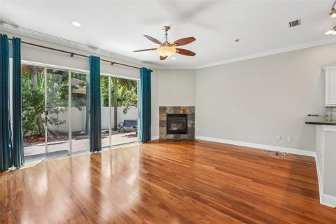 Touwnhouse à louer à Tampa, Floride: 3 chambres, 223.43 m2 № 2221005 - photo 8