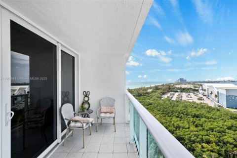 Condo in Sunny Isles Beach, Florida, 2 bedrooms  № 1864952 - photo 4
