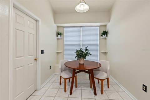Casa en venta en Land O' Lakes, Florida, 3 dormitorios, 191.38 m2 № 2386033 - foto 14