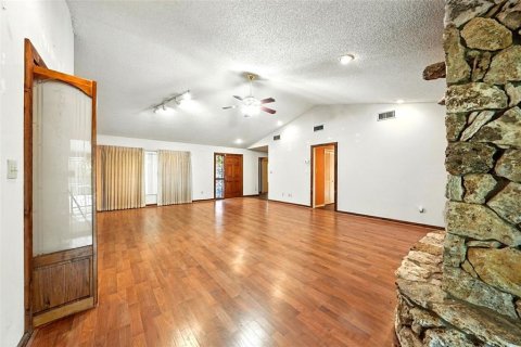 Villa ou maison à vendre à Altamonte Springs, Floride: 3 chambres, 179.58 m2 № 1877380 - photo 24
