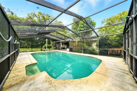 House in Altamonte Springs, Florida 3 bedrooms, 179.58 sq.m. № 1877380 - photo 26