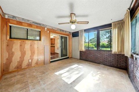 House in Altamonte Springs, Florida 3 bedrooms, 179.58 sq.m. № 1877380 - photo 6