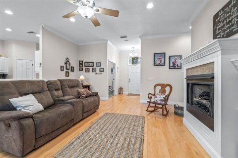 House in Winter Haven, Florida 5 bedrooms, 343.18 sq.m. № 2337318 - photo 20