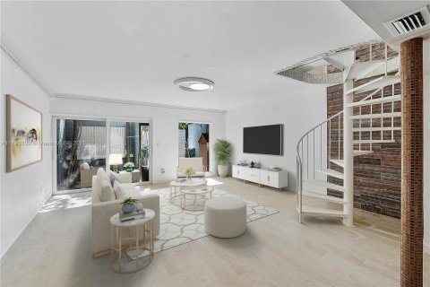 Condo in Miami, Florida, 2 bedrooms  № 1726839 - photo 1