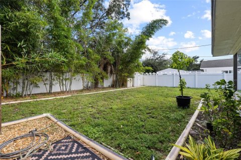 Villa ou maison à vendre à Clearwater, Floride: 2 chambres, 95.22 m2 № 2400974 - photo 27