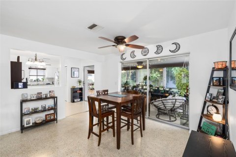 Villa ou maison à vendre à Clearwater, Floride: 2 chambres, 95.22 m2 № 2400974 - photo 10