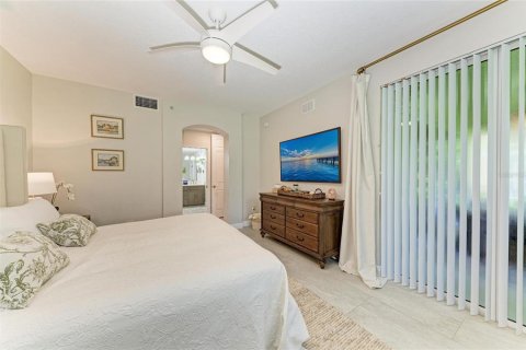 Condo in Lakewood Ranch, Florida, 3 bedrooms  № 1813808 - photo 29