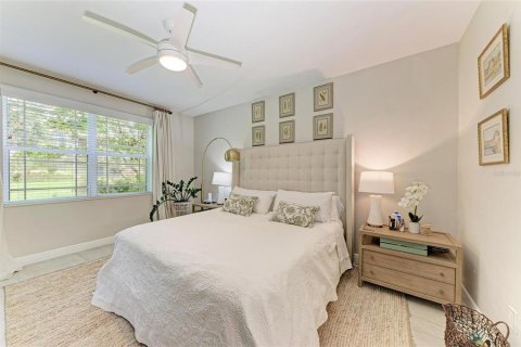 Condo in Lakewood Ranch, Florida, 3 bedrooms  № 1813808 - photo 27