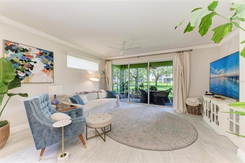 Condo in Lakewood Ranch, Florida, 3 bedrooms  № 1813808 - photo 13