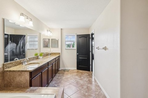 House in Hudson, Florida 3 bedrooms, 218.32 sq.m. № 1796534 - photo 27