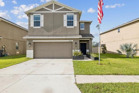 House in Hudson, Florida 3 bedrooms, 218.32 sq.m. № 1796534 - photo 1