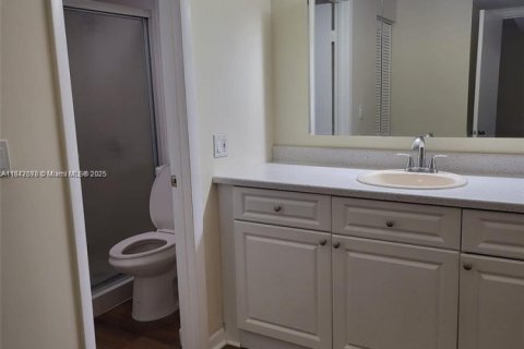 Condominio en venta en Cutler Bay, Florida, 2 dormitorios, 110.74 m2 № 1935907 - foto 7
