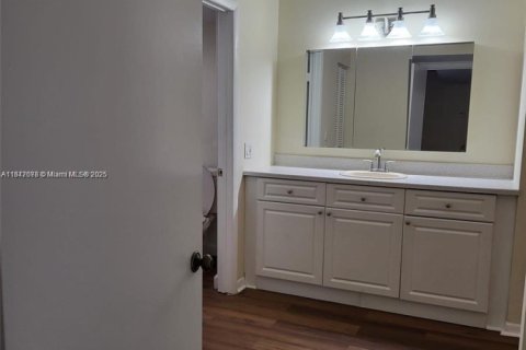 Copropriété à vendre à Cutler Bay, Floride: 2 chambres, 110.74 m2 № 1935907 - photo 8