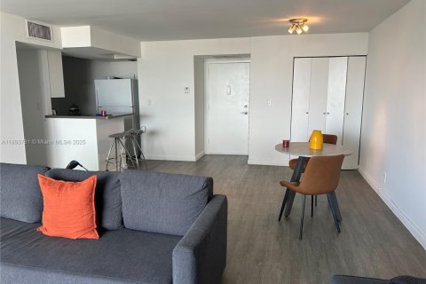 Copropriété à vendre à Miami Beach, Floride: 1 chambre, 85.19 m2 № 1945608 - photo 9
