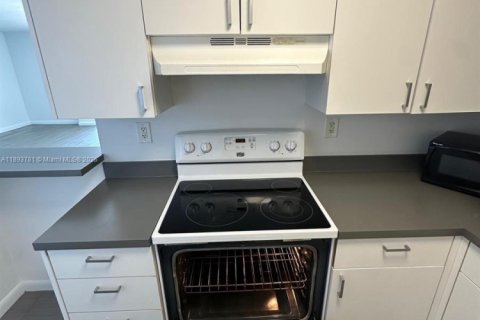 Copropriété à vendre à Miami Beach, Floride: 1 chambre, 85.19 m2 № 1945608 - photo 15