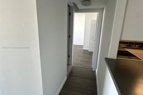 Copropriété à vendre à Miami Beach, Floride: 1 chambre, 85.19 m2 № 1945608 - photo 16