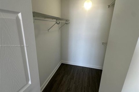 Copropriété à vendre à Miami Beach, Floride: 1 chambre, 85.19 m2 № 1945608 - photo 22