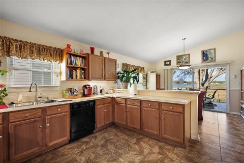 House in Leesburg, Florida 3 bedrooms, 258.27 sq.m. № 1547992 - photo 12