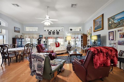 House in Leesburg, Florida 3 bedrooms, 258.27 sq.m. № 1547992 - photo 8