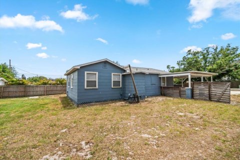 House in Largo, Florida 3 bedrooms, 110.37 sq.m. № 1679774 - photo 30