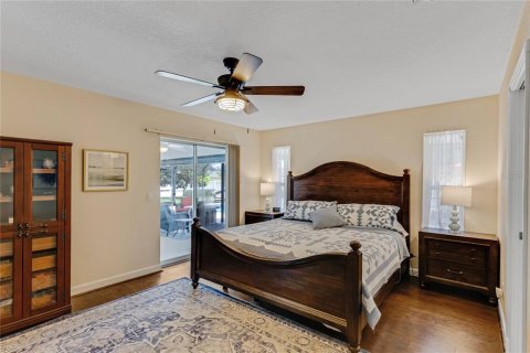 House in Port Charlotte, Florida 3 bedrooms, 186.18 sq.m. № 1885532 - photo 22
