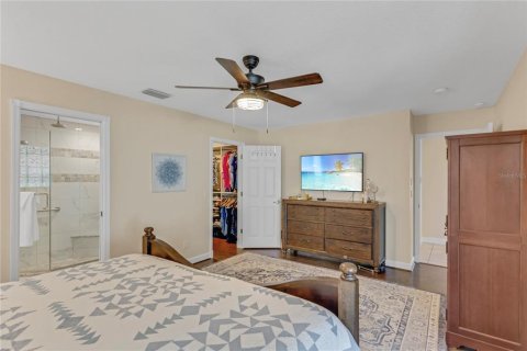 House in Port Charlotte, Florida 3 bedrooms, 186.18 sq.m. № 1885532 - photo 24