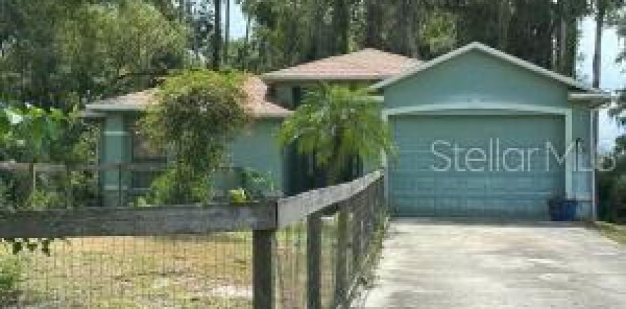Casa en New Port Richey, Florida 3 dormitorios, 184.5 m2 № 1898761