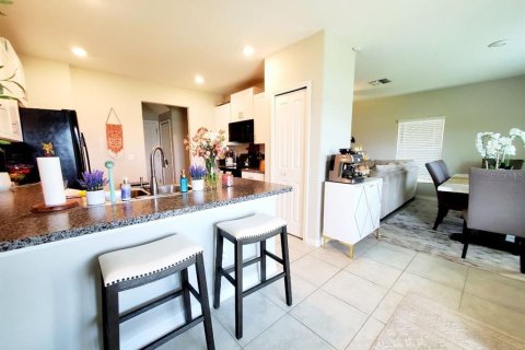 House in Tampa, Florida 3 bedrooms, 145.67 sq.m. № 2234460 - photo 11
