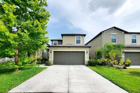 House in Tampa, Florida 3 bedrooms, 145.67 sq.m. № 2234460