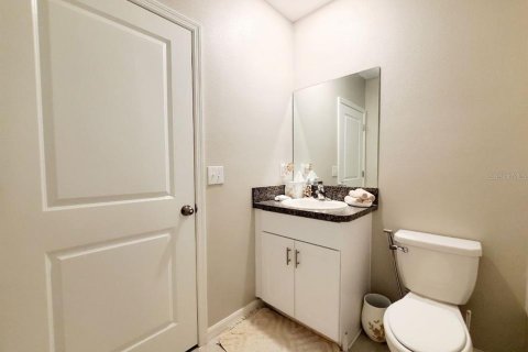 House in Tampa, Florida 3 bedrooms, 145.67 sq.m. № 2234460 - photo 17