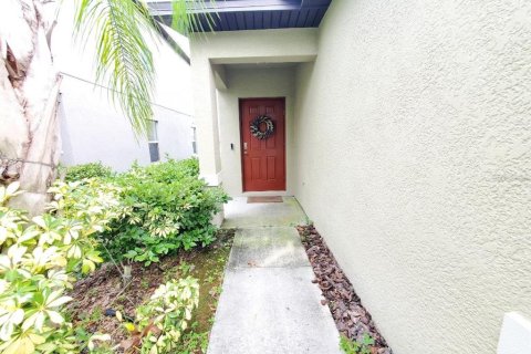 House in Tampa, Florida 3 bedrooms, 145.67 sq.m. № 2234460 - photo 3