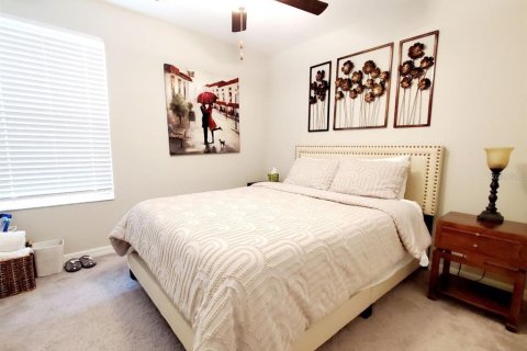 House in Tampa, Florida 3 bedrooms, 145.67 sq.m. № 2234460 - photo 26