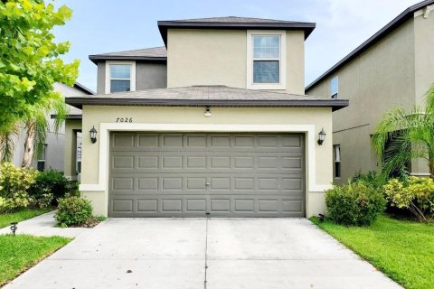 House in Tampa, Florida 3 bedrooms, 145.67 sq.m. № 2234460 - photo 2