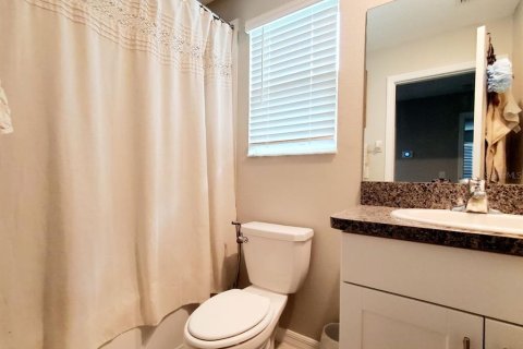 House in Tampa, Florida 3 bedrooms, 145.67 sq.m. № 2234460 - photo 28
