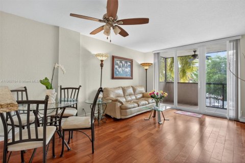 Condominio en venta en Pompano Beach, Florida, 1 dormitorio, 58.53 m2 № 2017240 - foto 9