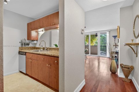 Condominio en venta en Pompano Beach, Florida, 1 dormitorio, 58.53 m2 № 2017240 - foto 5