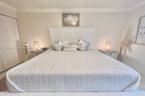 Condominio en venta en St. Lucie, Florida, 2 dormitorios, 110 m2 № 1980181 - foto 6