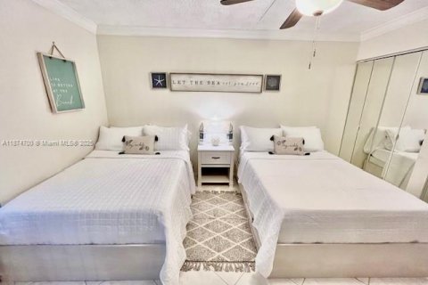 Condominio en venta en St. Lucie, Florida, 2 dormitorios, 110 m2 № 1980181 - foto 10