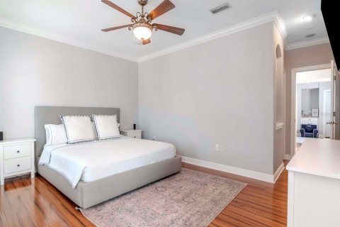 Townhouse in Tampa, Florida 3 bedrooms, 196.86 sq.m. № 2101863 - photo 17