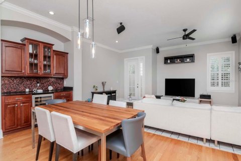 Townhouse in Tampa, Florida 3 bedrooms, 196.86 sq.m. № 2101863 - photo 6