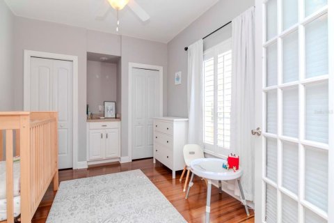 Townhouse in Tampa, Florida 3 bedrooms, 196.86 sq.m. № 2101863 - photo 23