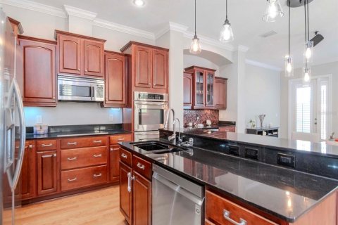 Townhouse in Tampa, Florida 3 bedrooms, 196.86 sq.m. № 2101863 - photo 15