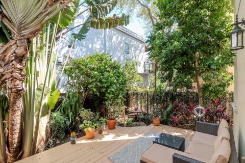 Townhouse in Tampa, Florida 3 bedrooms, 196.86 sq.m. № 2101863 - photo 28
