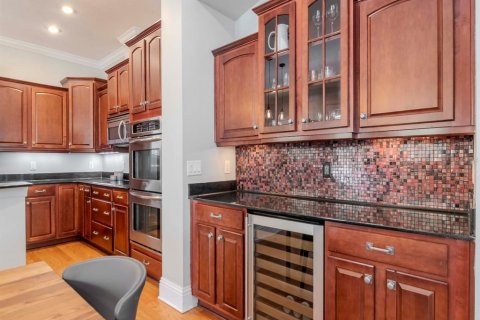 Townhouse in Tampa, Florida 3 bedrooms, 196.86 sq.m. № 2101863 - photo 13